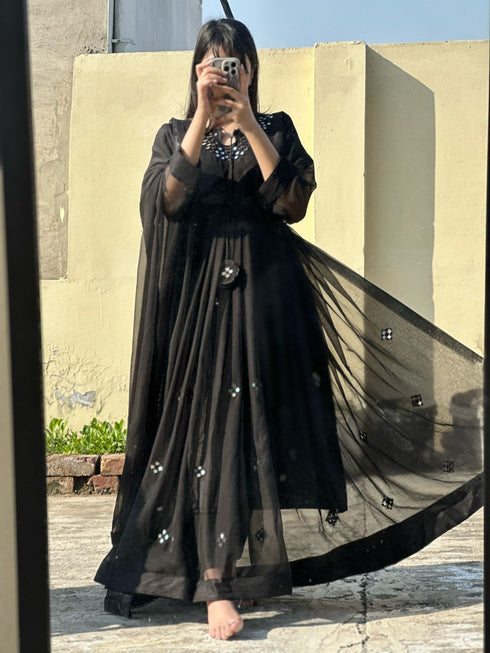 Kesar Black